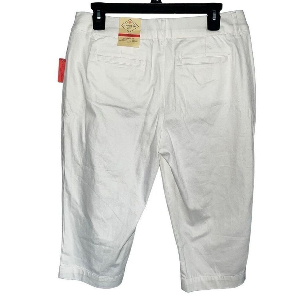 St Johns Bay Womens 8P White Secretly Slender Classic Fit Crop Pants NWT